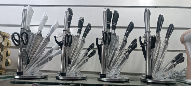 سرویس چاقو اشپزخانه 9پارچه برند یونیک مدل UA9001 پایه چرخشی 360درجه